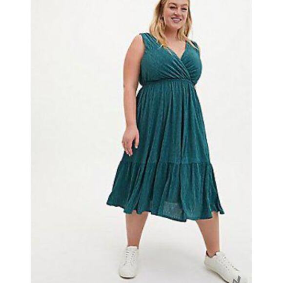Torrid Crinkle Knit Surplice Midi Skater Dress Pine Green Plus Size Women 2X - Picture 1 of 8